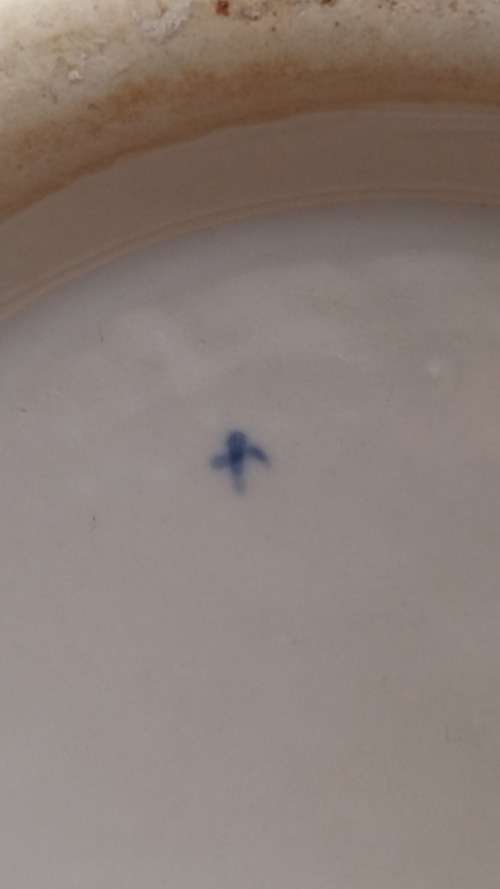 Beautiful Large 21 cm Tall, Vintage Chinese Blue and White Hand Painted Ginger Jar/Vase. signed