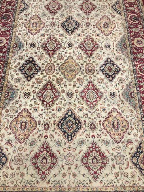 WOW !!!!  STUNNING BELGIUM SILKY VISCOSE CARPET ~ ABSOLUTELY GORGEOUS 1950 X 1350mm