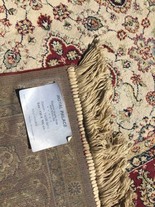 WOW !!!!  STUNNING BELGIUM SILKY VISCOSE CARPET ~ ABSOLUTELY GORGEOUS 1950 X 1350mm