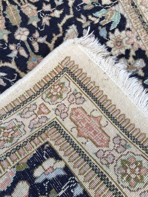WOW !! STUNNING VINTAGE NICELY WORN SIGNED TABRIZ PURE WOOL HAND KNOTTED PERSIAN CARPET 1300 X 720mm