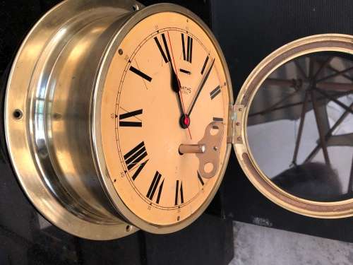 RARE ORIGINAL 8 DAY SMITH'S ASTRAL SHIPS BULKHEAD CLOCK WITH THE KEY circa 1940's WORKING 100%