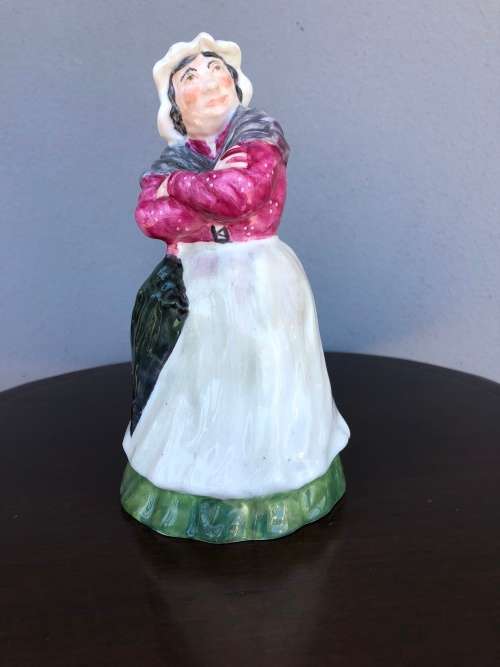 WOW !!! CROWN STAFFORDSHIRE FINE BONE CHINA FIGURINE OF A PENSIVE OLD LADY 1906 ~