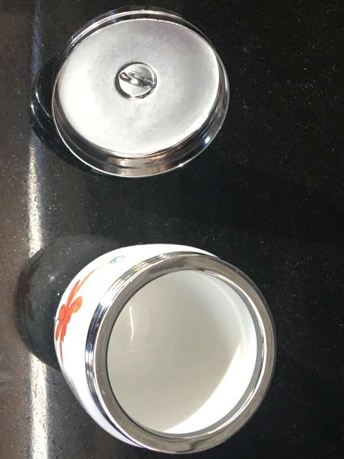 Stunning Vintage Royal Worcester Hand Painted Porcelain Egg Cobbler.