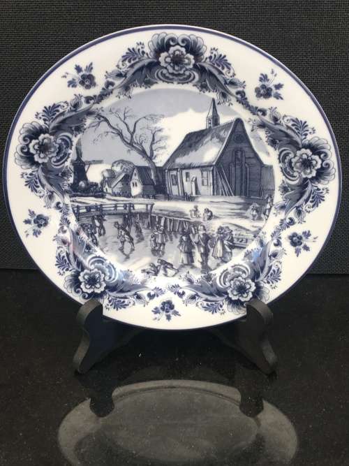 Beautiful Vintage Oude Molen Fabriek B V Delft Blue and White Porcelain Display Plate 19 cm