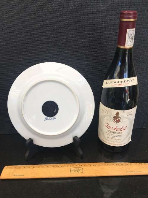 Beautiful Vintage Oude Molen Fabriek B V Delft Blue and White Porcelain Display Plate 19 cm