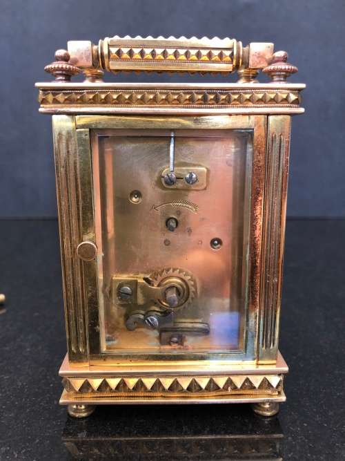 STUNNING SOLID BRASS FRENCH CARRIAGE CLOCK WITH BEVELLED GLASS WORKING PERFECTLY WITH THE KEY