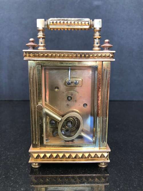 STUNNING SOLID BRASS FRENCH CARRIAGE CLOCK WITH BEVELLED GLASS WORKING PERFECTLY WITH THE KEY