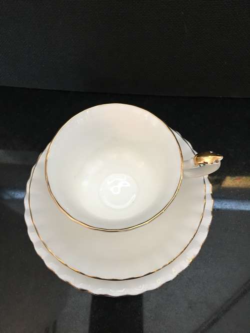 Stunning Vintage  "Val D' Or"  Royal Albert Fine Bone China - White and Gold Trio