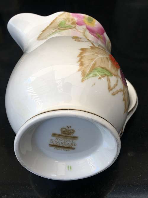 Stunning Vintage c1949s Royal Standard Bone China England, Creamer 250ml