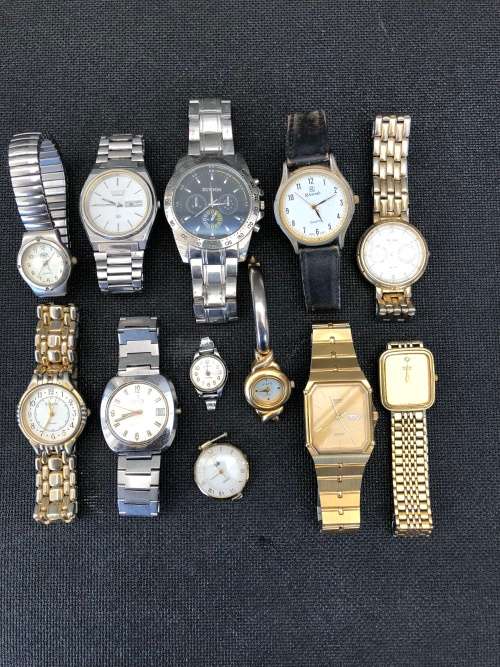JOB LOT OF VARIOUS WATCHES FOR SPARES OR REPAIRS INCLUDING SEIKO