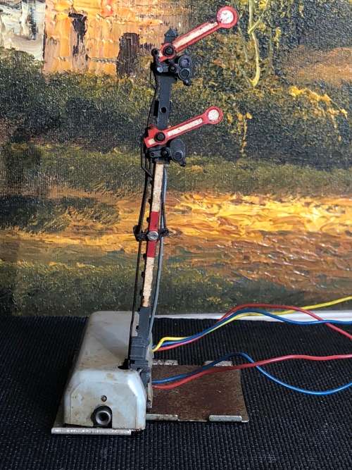 WOW !!!   MARKLIN VINTAGE HO SCALE 446/13 BLOCK SIGNAL OR 7041 circa 1950's