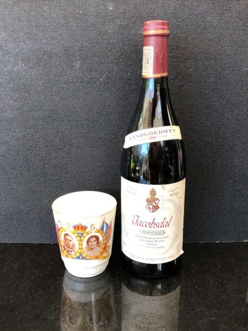 Royal visit to South Africa 1947 commemoration cup made in England