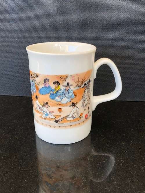 Vintage Wonderful Korea "Admiring the Spring in the Country" Porcelain Sin Yun-Bok Mug