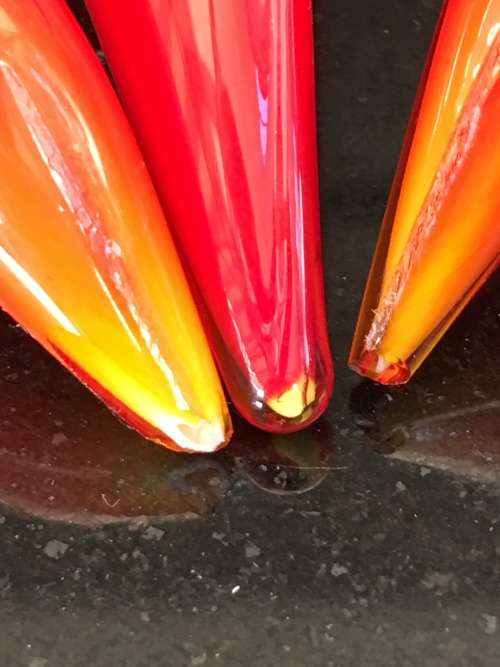Stunning Vintage  Murano Art Glass Chilli's Natural Bright Red. x 3 -1 tip is chipped