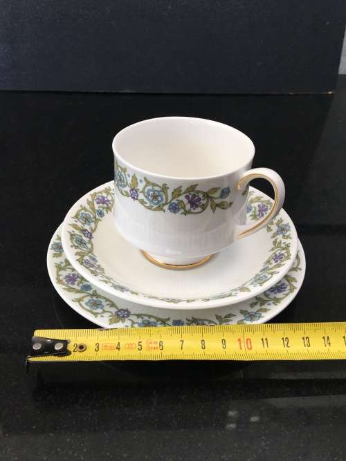 Absolutely Stunning Vintage Royal Albert/Paragon "PANDORA" Fine Bone China Tea Trio
