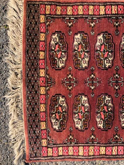 WOW !!! STUNNING PURE WOOL HAND KNOTTED SMALL BOKHARA PERSIAN CARPET 930 X 600mm