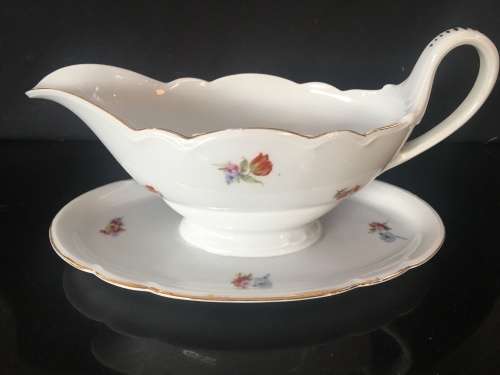 Beautiful Large Vintage Hutschenreuther  Selbe Porcelain Gravy/Sauce Boat Tableware