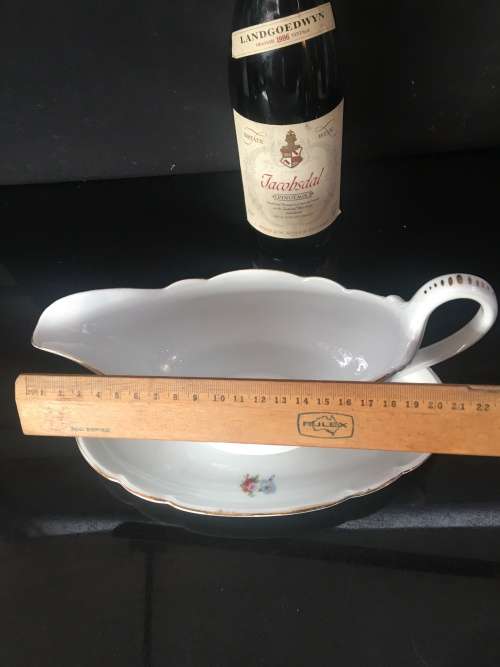 Beautiful Large Vintage Hutschenreuther  Selbe Porcelain Gravy/Sauce Boat Tableware