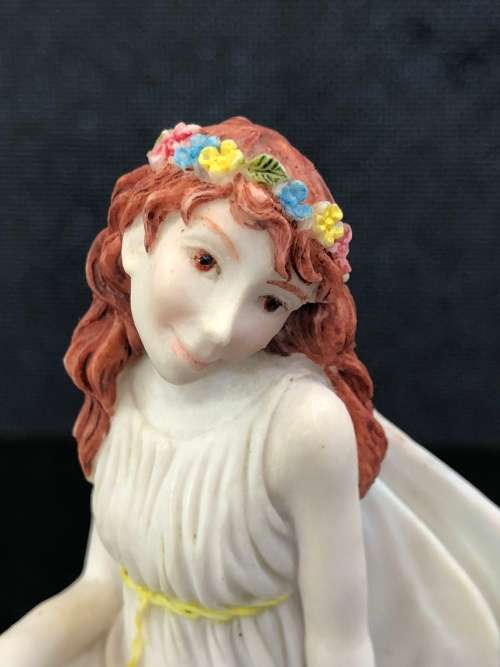 WOW !! RARE COLLECTABLE JENNY OLIVER FAERIE "ISABEL" ORNAMENTAL FIGURINE BY HOLLAND STUDIO