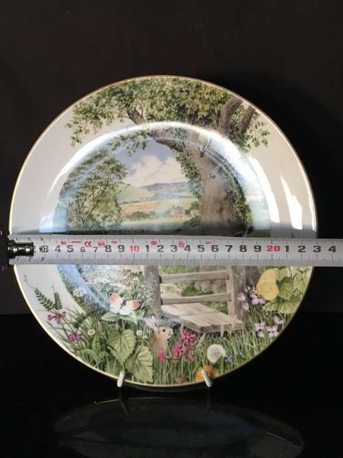 WOW!! c1979. Plate Hand Painted by Peter Barret "A Country Path In May" made by Royal Worcester