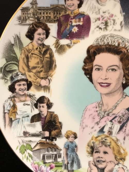 Stunning Coalport China 28 cm Display Plate "To Celebrate The 60th Birthday Of Queen Elizabeth 1986