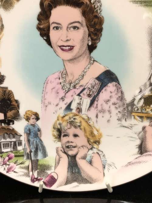 Stunning Coalport China 28 cm Display Plate "To Celebrate The 60th Birthday Of Queen Elizabeth 1986