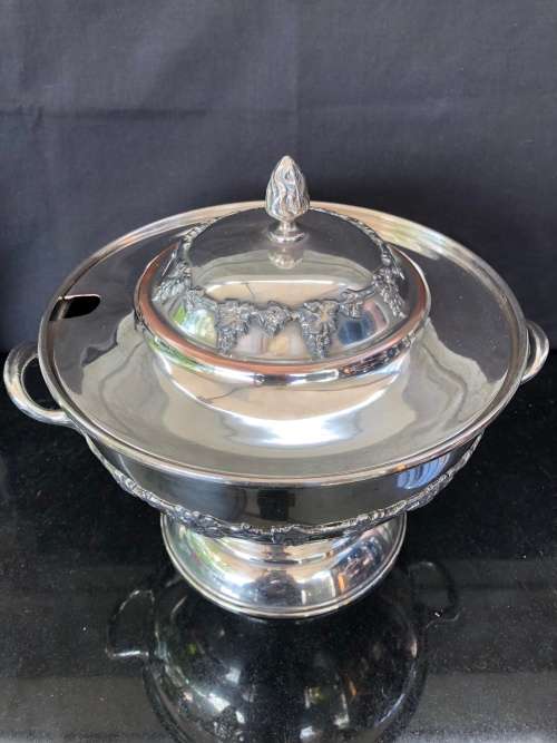WOW !!! STUNNING LARGE SILVER PLATED TUREEN BY SERANCO WITH ANTIQUE SERVING SPOON