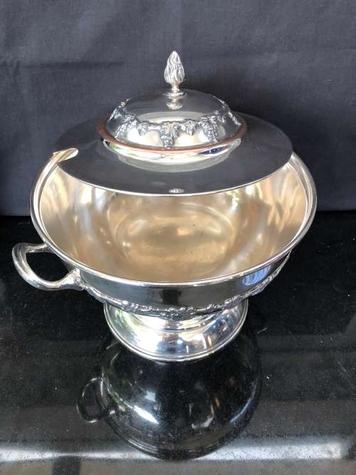 WOW !!! STUNNING LARGE SILVER PLATED TUREEN BY SERANCO WITH ANTIQUE SERVING SPOON