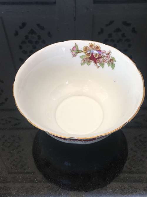 Stunning c1940s "BRIAR ROSE" Tuscan Fine Bone China Red & Gold Gilt Sugar Bowl