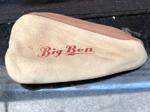 WOW !!!! STUNNING VINTAGE BIG BEN CALYPSO CARVED PIPE IN THE ORIGINAL POUCH