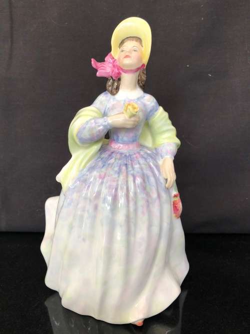 CLEARANCE   ROYAL DOULTON FIGURINE `CLARE` HN 2793 (1979 - 1984) BY PEGGY DAVIES
