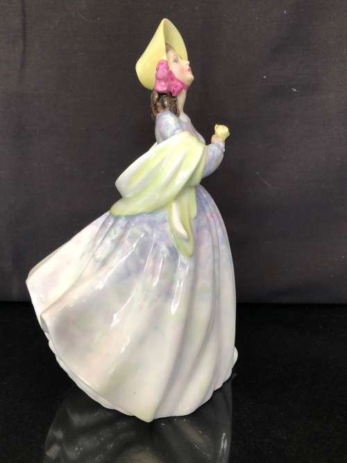 CLEARANCE   ROYAL DOULTON FIGURINE `CLARE` HN 2793 (1979 - 1984) BY PEGGY DAVIES