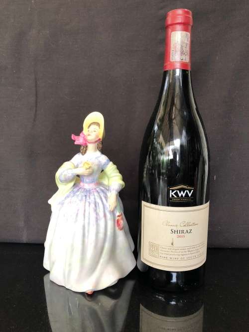 CLEARANCE   ROYAL DOULTON FIGURINE `CLARE` HN 2793 (1979 - 1984) BY PEGGY DAVIES