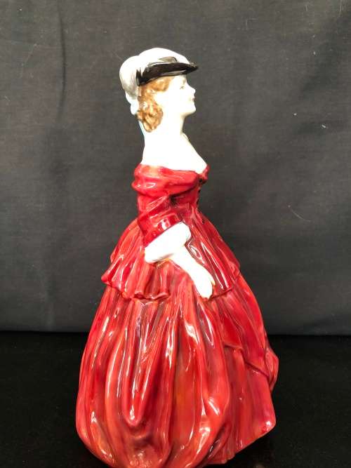 XMAS CLEARANCE !!!!  ROYAL DOULTON FIGURINE "VIVIENNE" HN 2073 (1950 - 1967) BY LESLIE HARRADINE