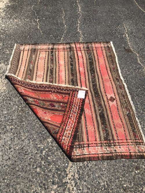 WOW !!! STUNNING PURE WOOL HAND KNOTTED VINTAGE SOUMAK PERSIAN CARPET 1530 X 1230mm