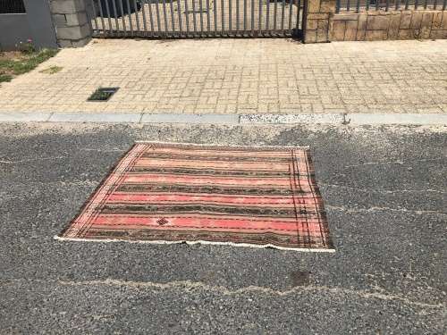 WOW !!! STUNNING PURE WOOL HAND KNOTTED VINTAGE SOUMAK PERSIAN CARPET 1530 X 1230mm