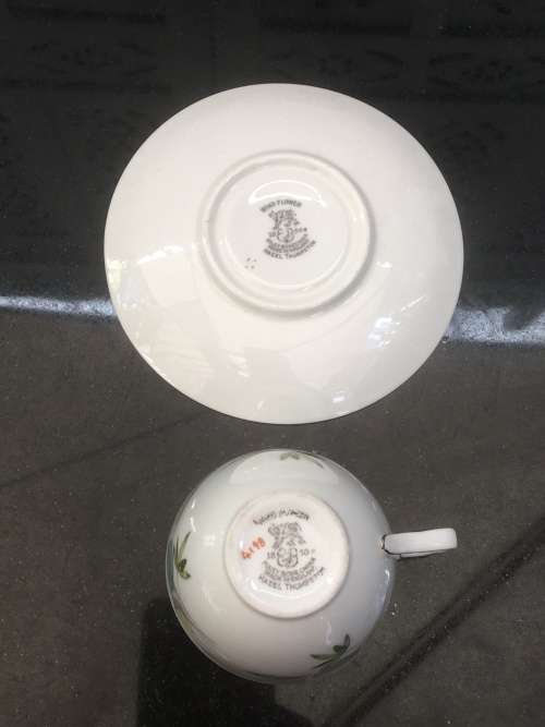 Stunning c1950s  "Hazel Thompson" Foley "Wind Flower Small Tea cup & Saucer