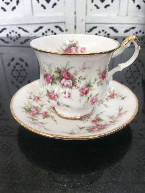 Rare c1966  Paragon "Victoriana Rose" By Appointment to Her Majesty The Queen. Tea Duo