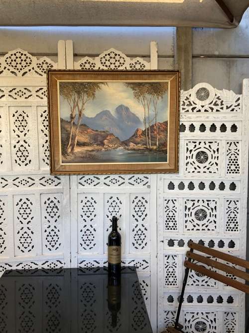 WOW !!! DONITA BENZIEN - GORGEOUS OIL ON BOARD LANDSCAPE PAINTING IN A LOVELY VINTAGE FRAME