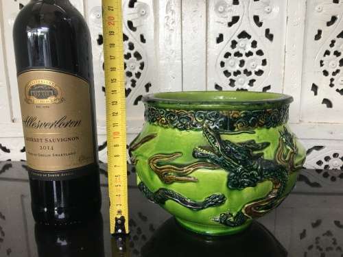 Magnificent Detailed Antique Japanese Meiji  Awaji Flambe Glazed Moriage Dragon Jardiniere.