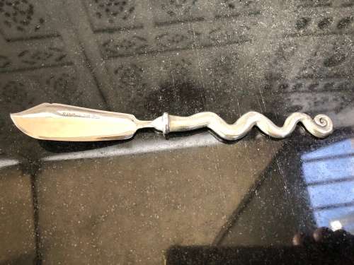 WOW !!! VINTAGE CARROL BOYES PEWTER BUTTER KNIFE - WAVE PATTERN