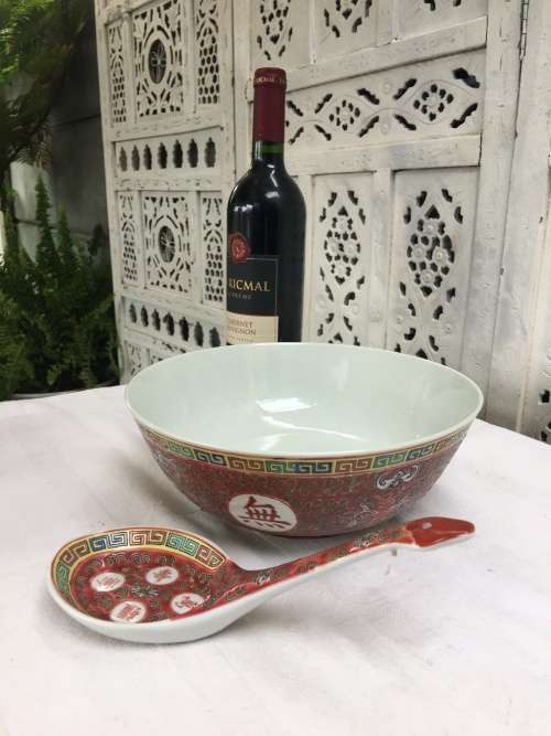 LARGE VINTAGE c1970s ZHONGGUO JINGDEZHEN ZHI RED ENAMEL HAND PAINTED SERVING BOWL & SPOON
