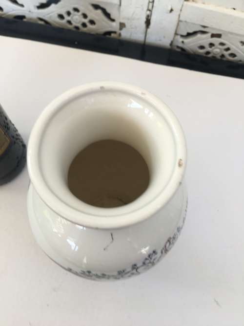 A Delightful Chinese Marked 20cm Baluster Vase Ladies in the Palace Gardens