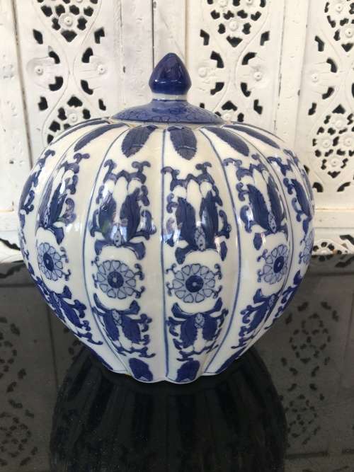 Stunning Large & Heavy Chinese Under Glaze Blue Hand Painted Porcelain Pumpkin Pot