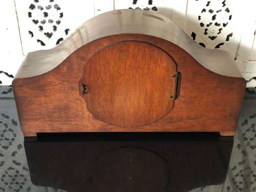 WOW !! GORGEOUS JUNGHANS VINTAGE WOODEN CASED MANTLE CLOCK WORKING 100% WITH THE KEY