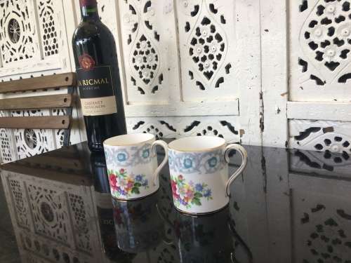 2 Delightful Vintage Royal Albert Bone China England, small coffee cups