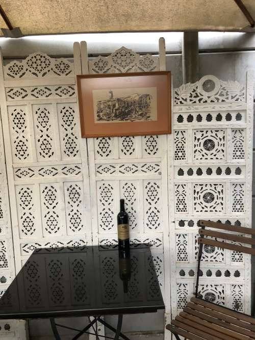 WOW !!! GORDON NISSEN - ORIGINAL OIL ON PAPER - SIGNED AND DATED 1975 - FRAMED BEHIND GLASS