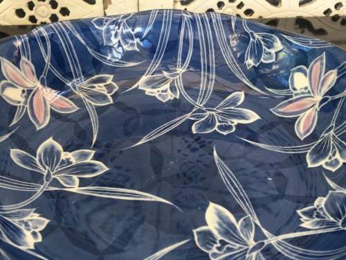 Beautiful Old Japanese Toho Minoyaki Blue Ground Hand Painted under high Gloss Scalloped Salad Bowl