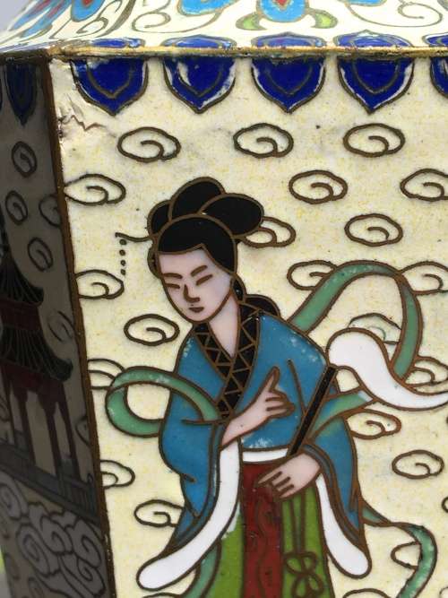 Beautiful Antique Chinese Cloisonne Vase Depicting Guanyin The Goddess of Mercy