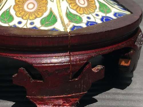 Beautiful Antique Chinese Cloisonne Vase Depicting Guanyin The Goddess of Mercy